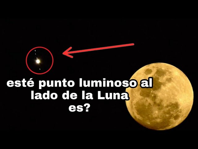 planeta al lado de la luna